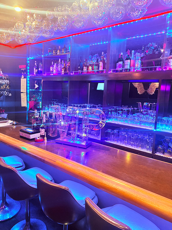 水戸タイスナック リンナーバー 店内バーカウンター