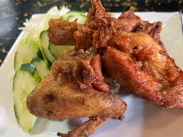 熊谷タイ料理居酒屋 トムヤムクン　タイ料理メニュー写真（タイ風唐揚げ　ガイヤーン）